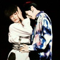 欲望之都真诚五十公里桃花坞在线观看 生活大爆炸迅雷下载浴室自杀22天 第1张